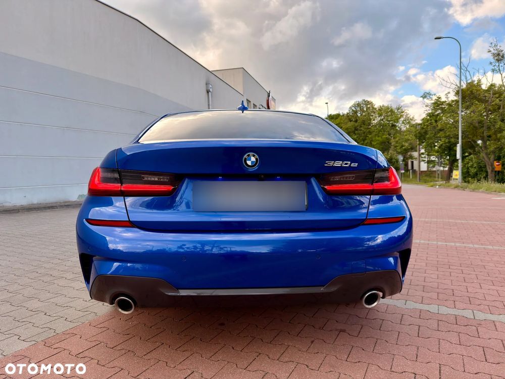 BMW Seria 3 320e M Sport sport - 6