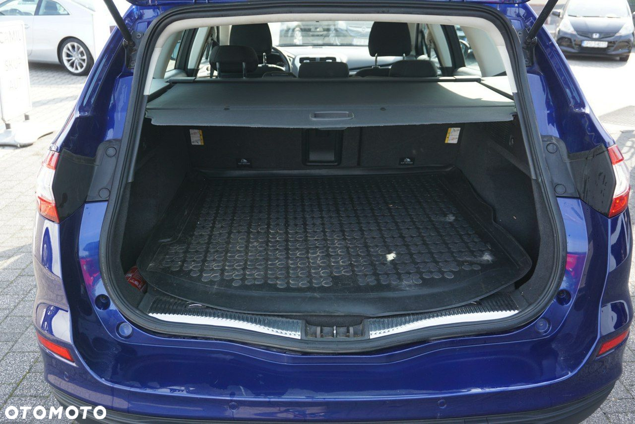 Ford Mondeo - 18