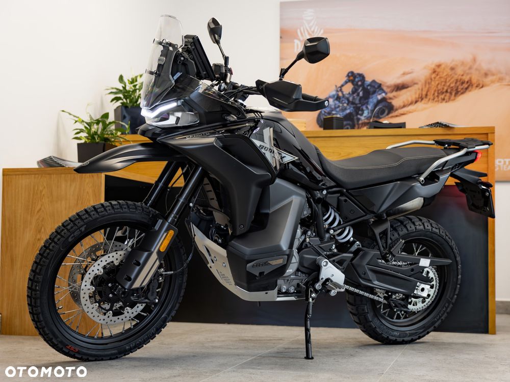 CFMoto MT-X - 8