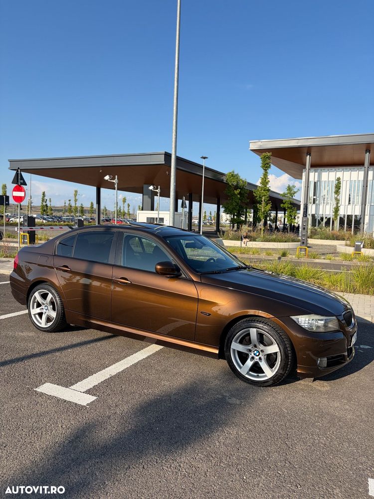 BMW Seria 3 320d - 12