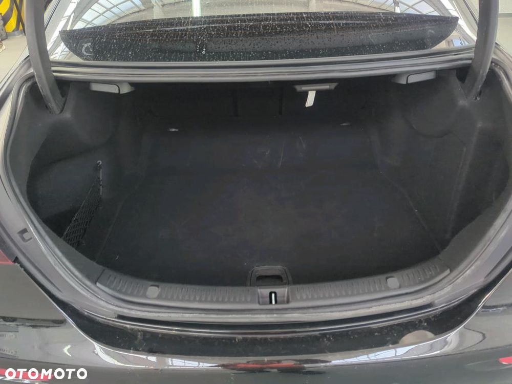 Mercedes-Benz Klasa E 220 d 9G-TRONIC Edition 1 - 15