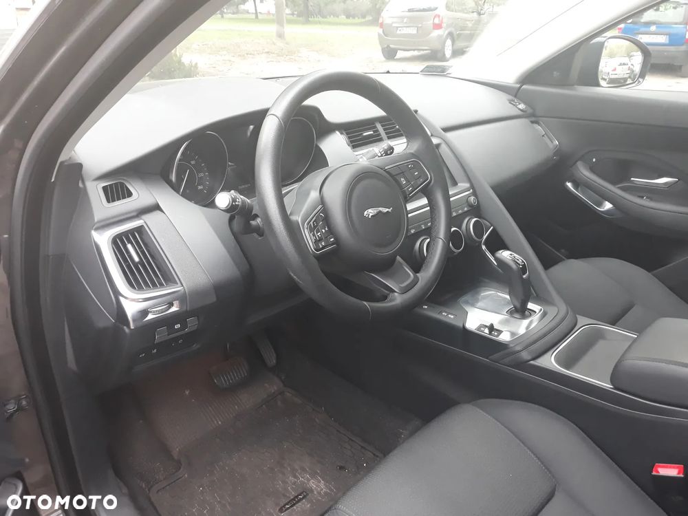 Jaguar E-Pace 2.0 i4D AWD - 6