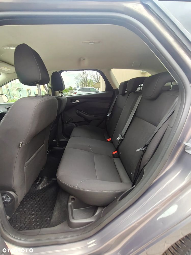 Ford Focus - 14