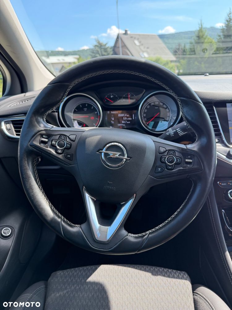 Opel Astra 1.4 T Dynamic S&S - 30
