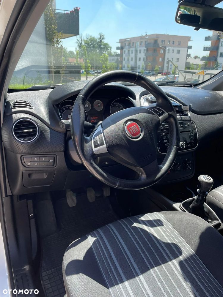 Fiat Punto - 18
