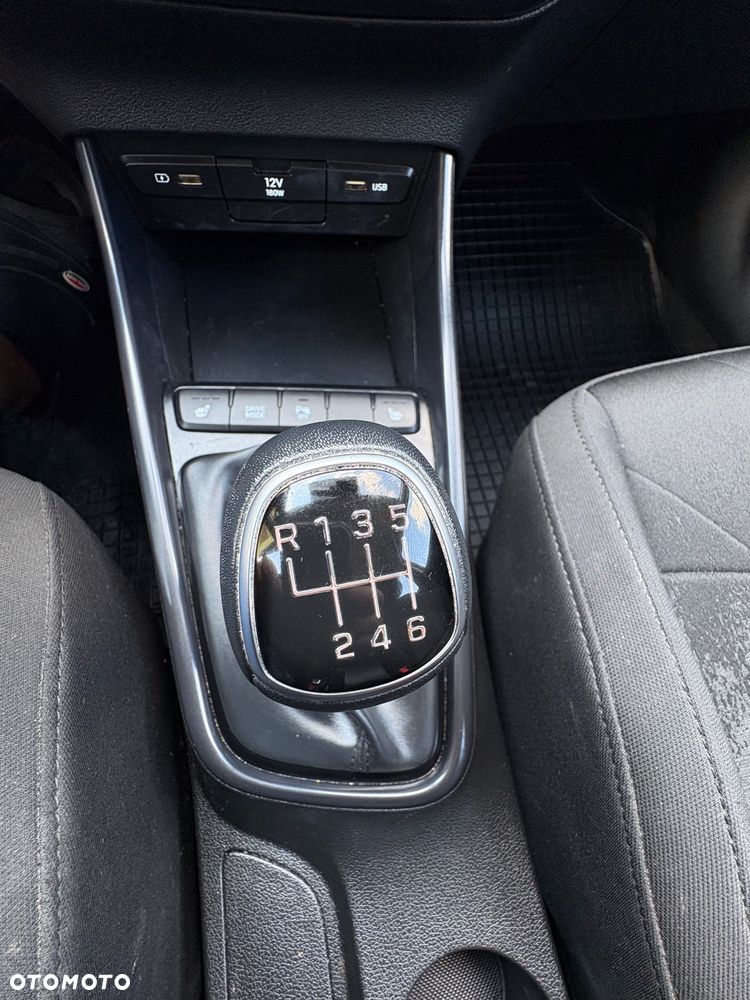 Hyundai Bayon 1.0 T-GDI Smart - 17