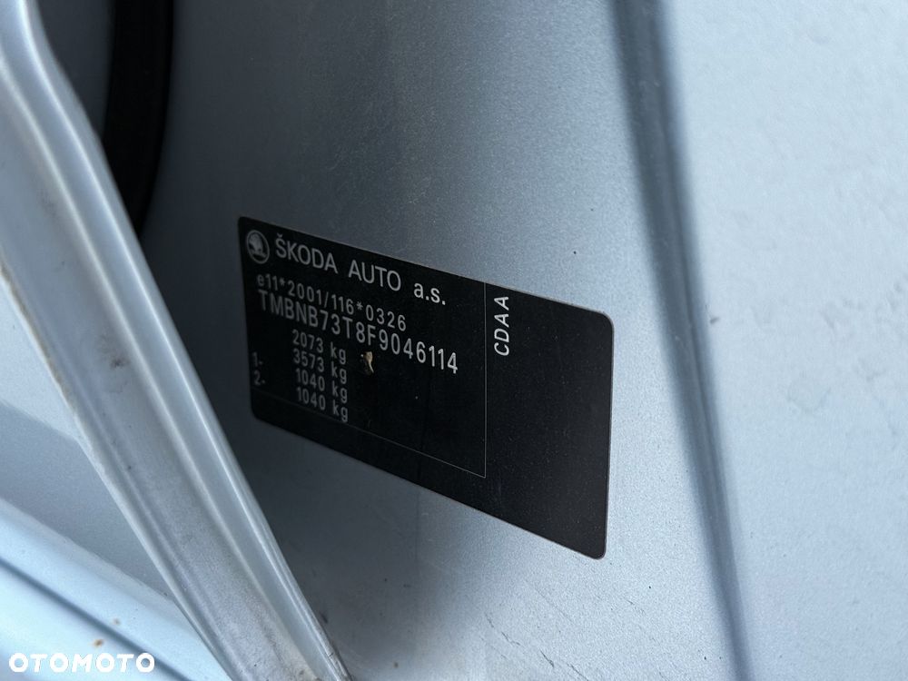 Skoda Superb 1.8 TSI Active DSG - 28