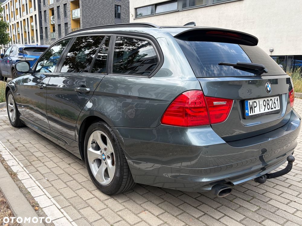 BMW Seria 3 320d Efficient Dynamics - 6