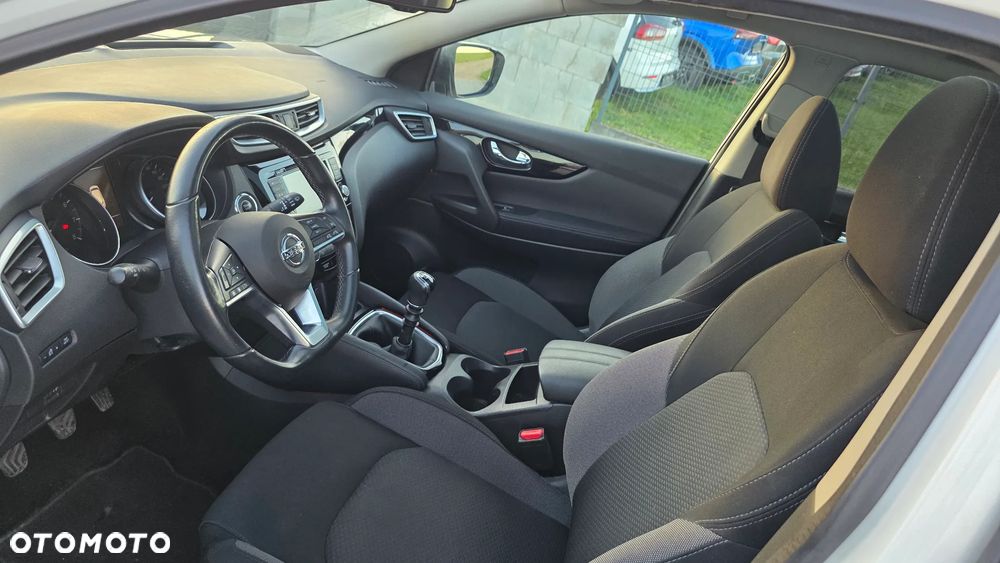 Nissan Qashqai 1.3 DIG-T Tekna EU6d - 23