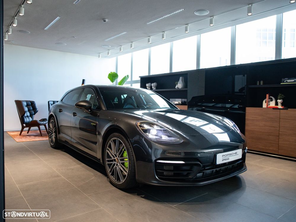Porsche Panamera Sport Turismo 4 E-Hybrid Platinum Edition PDLS - 6