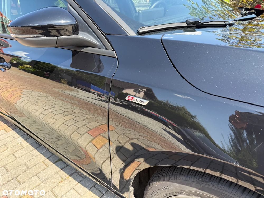 Ford Focus 1.0 EcoBoost mHEV ST-Line X - 7