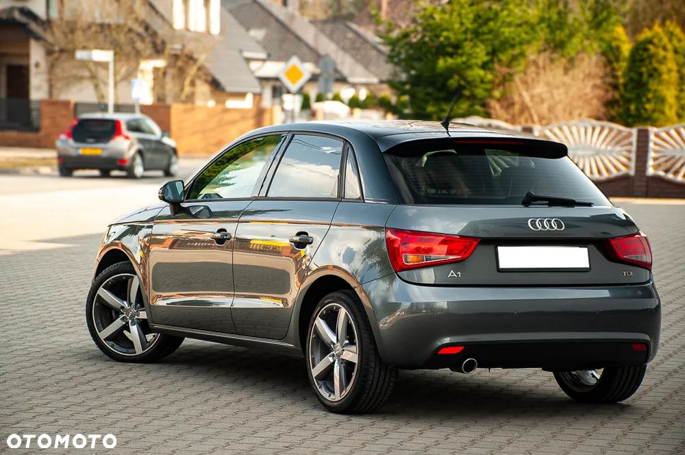 Audi A1 Sportback 1.6 TDI S line edition m S line Sportpaket - 16