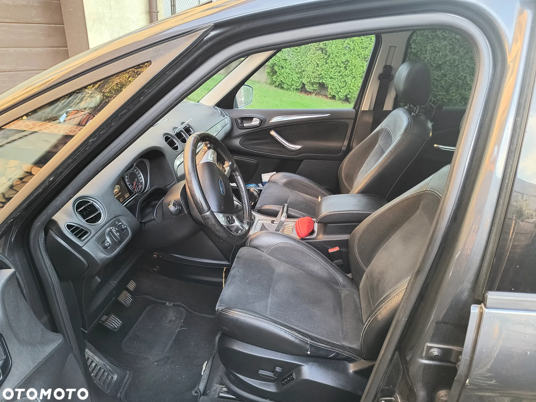 Ford S-Max 2.5 Titanium - 8