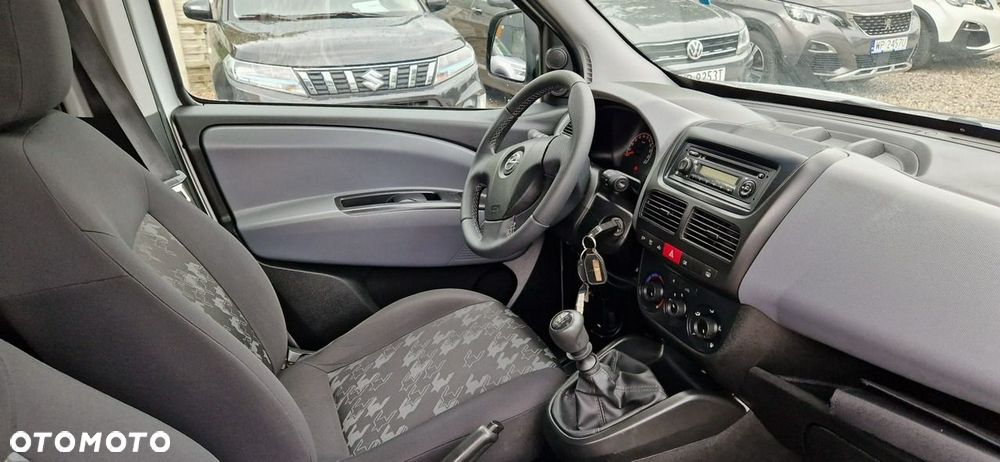 Opel Combo - 37