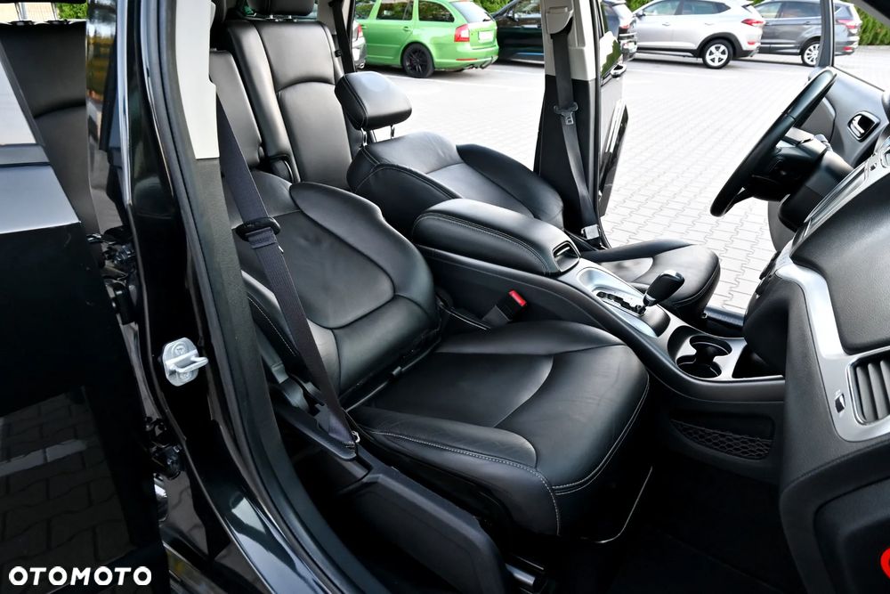 Fiat Freemont 2.0 Multijet Black Code AWD - 28