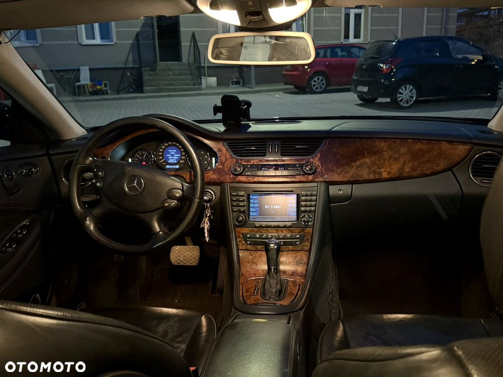 Mercedes-Benz CLS 320 CDI - 11