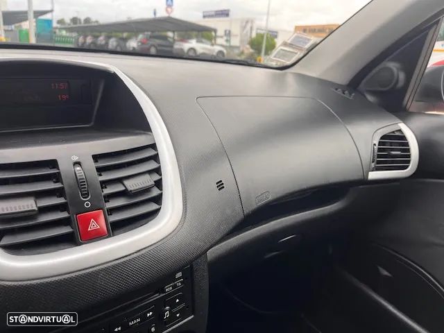 Peugeot 206+ 1.1 Urban - 10