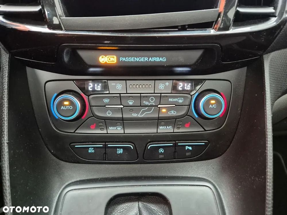 Ford Tourneo Connect Grand - 30