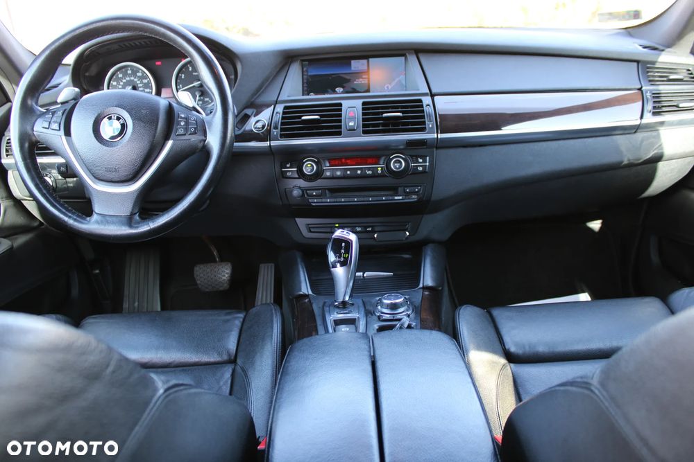 BMW X6 xDrive35i Edition Exclusive - 29