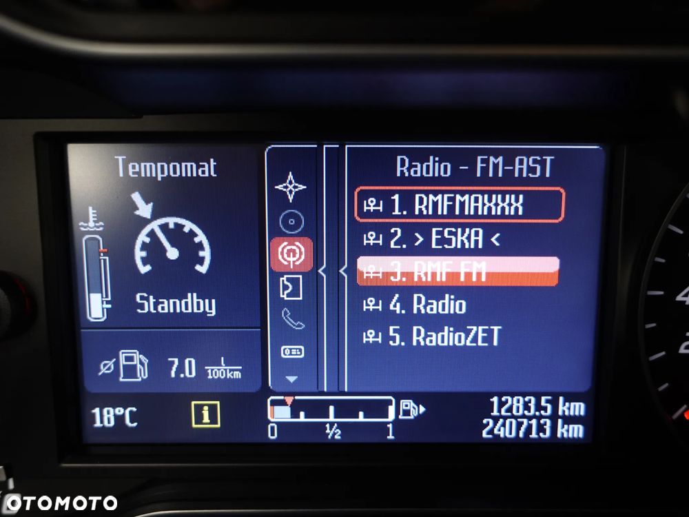 Ford S-Max - 38