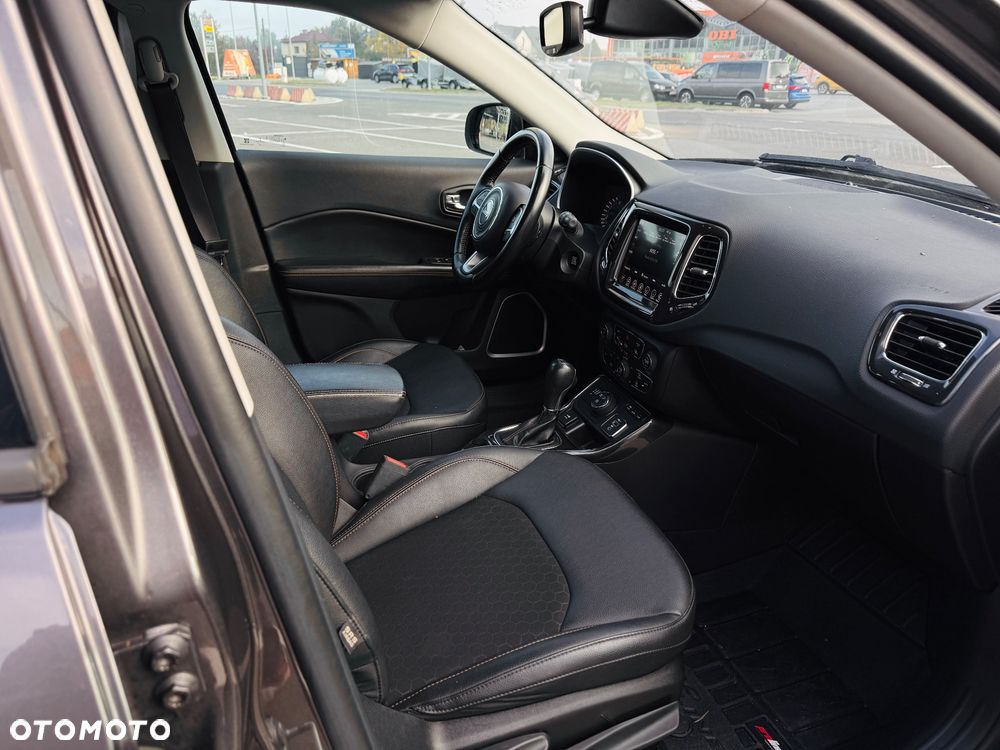 Jeep Compass 1.3 T-GDI 4xe Automatik Limited - 9