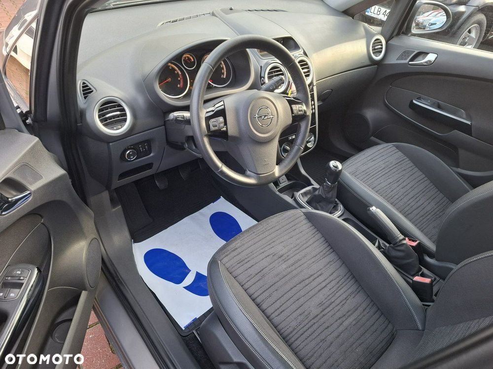 Opel Corsa 1.2 16V Essentia - 23