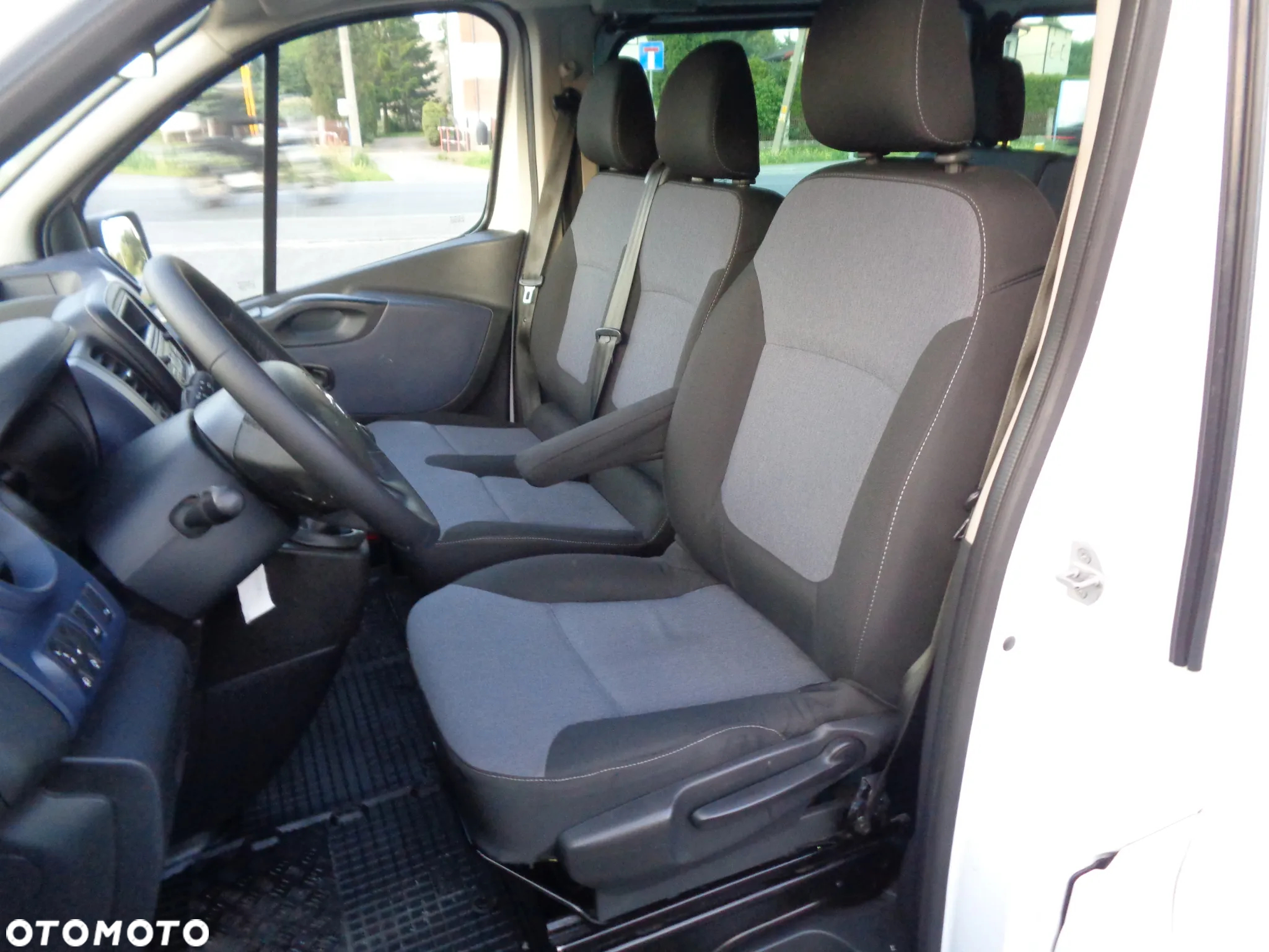 Opel Vivaro L1H1 2,7t Edition Premium - 10