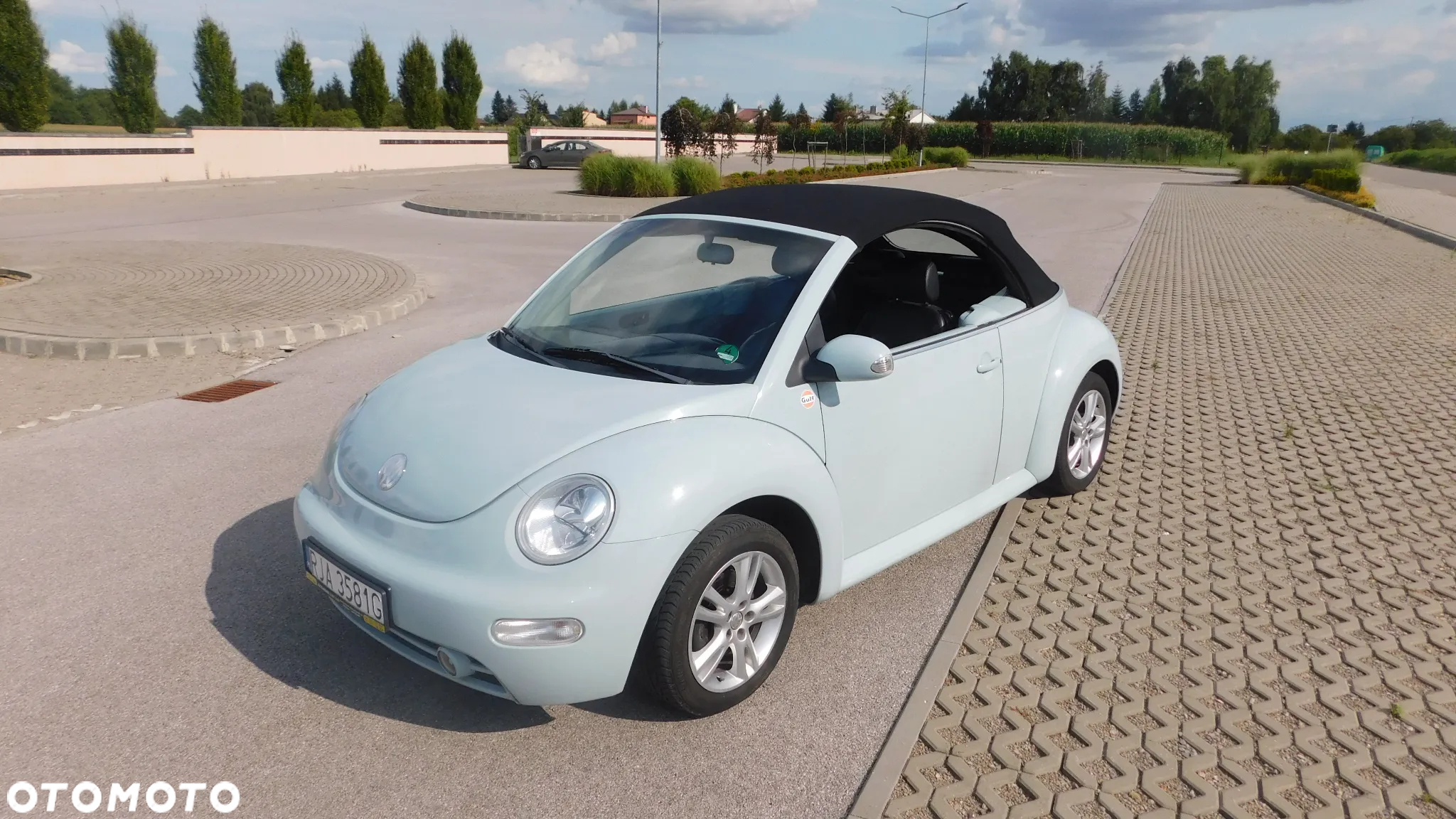 Volkswagen New Beetle Cabriolet 2.0 - 3