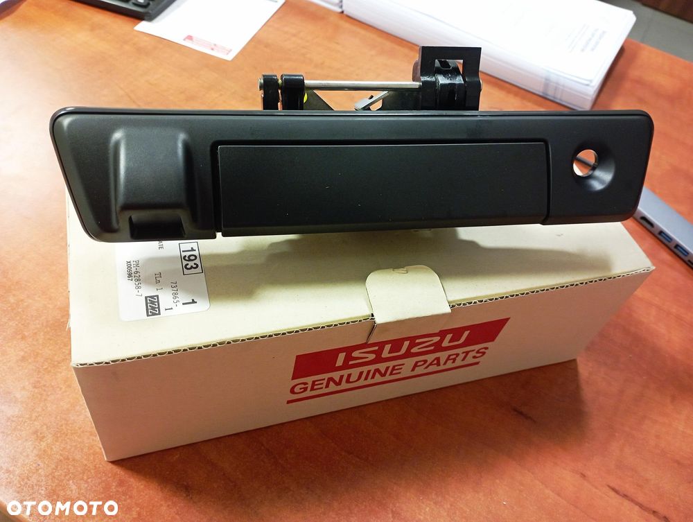 KLAMKA klamki tylnej klapy ISUZU D-max 2020->