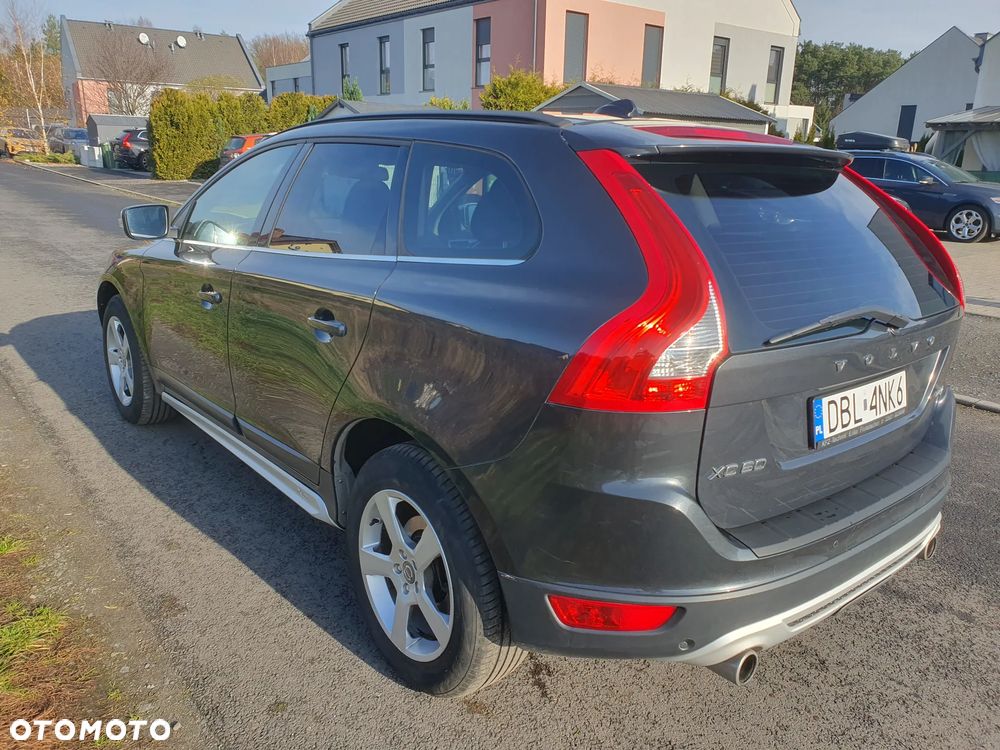 Volvo XC 60 DRIVe R Design - 13