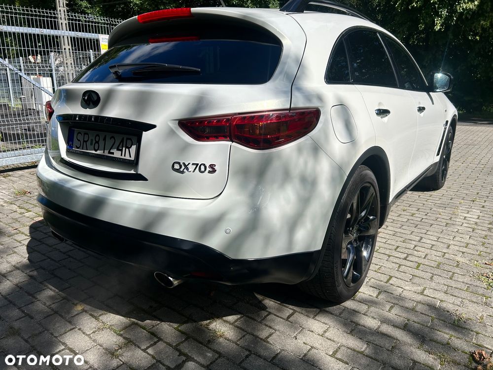Infiniti Q70 3.7 S Premium - 8