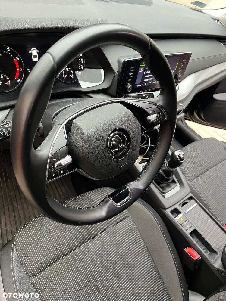Skoda Octavia 1.5 TSI ACT Ambition - 5
