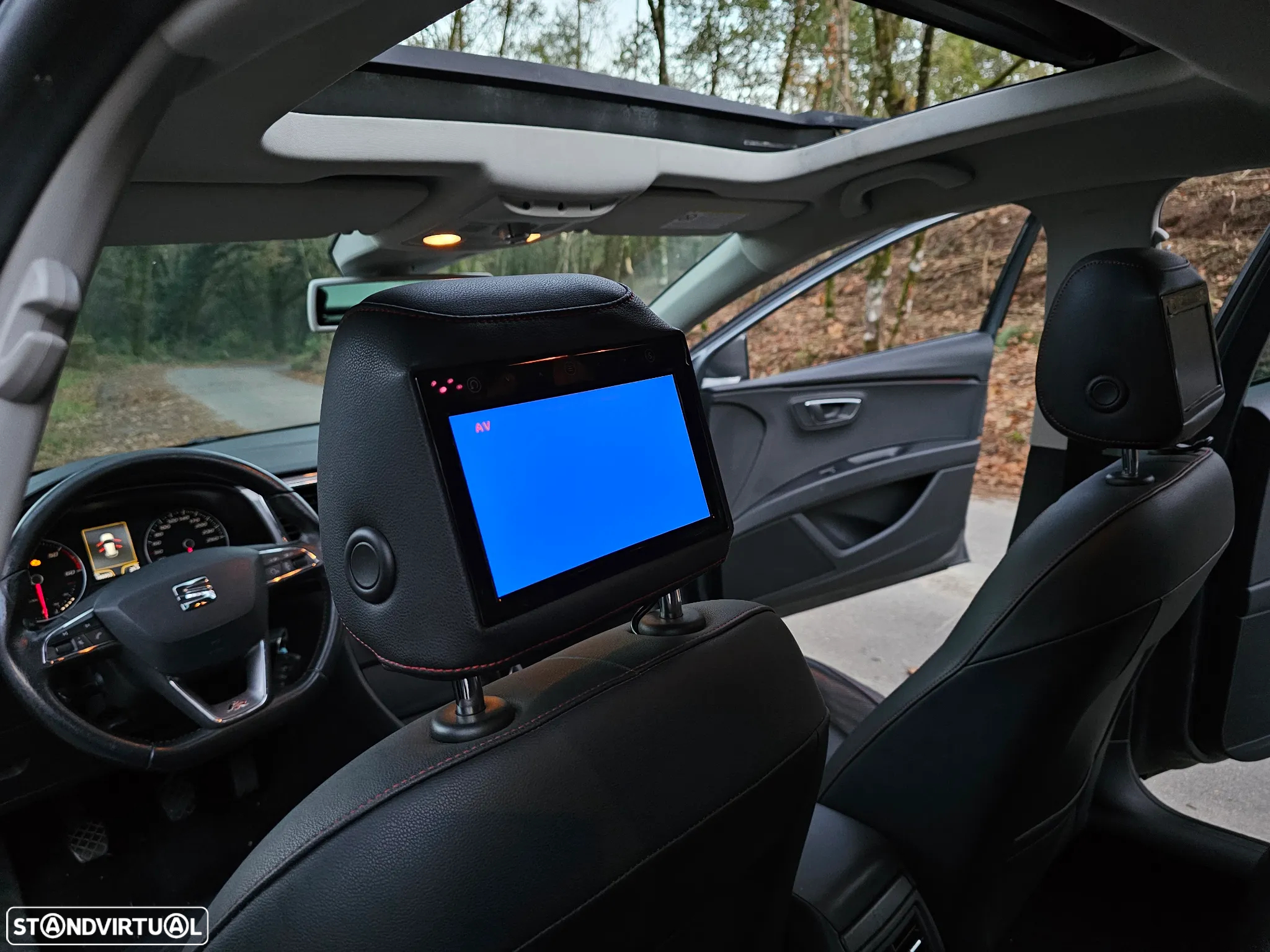 SEAT Leon 2.0 TDI DPF FR - 31