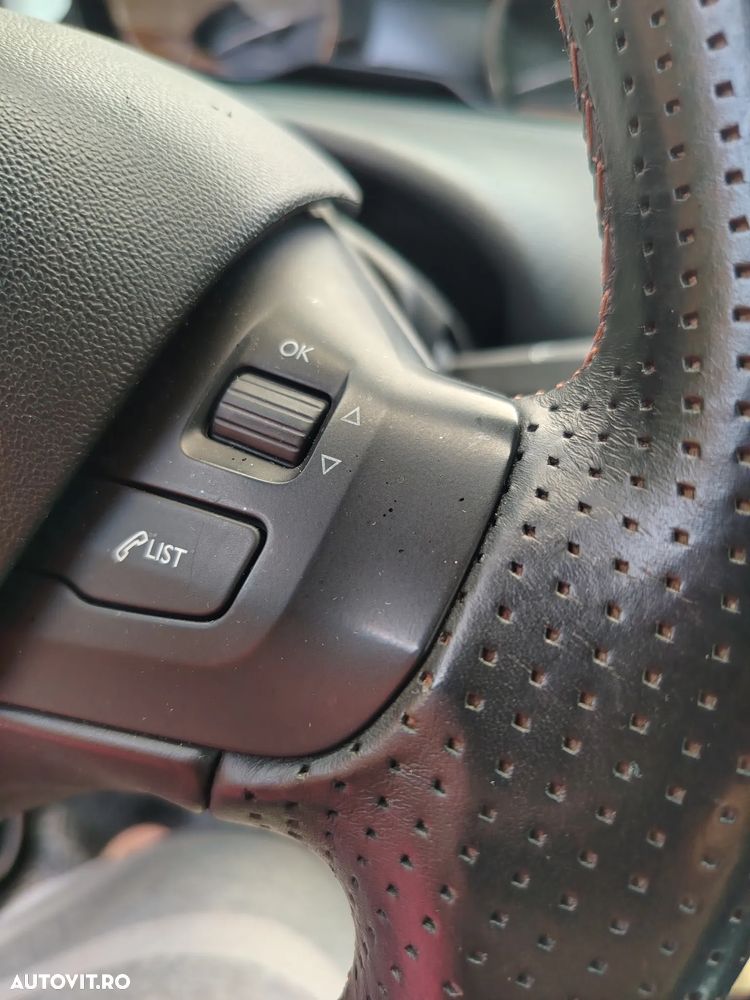 Peugeot 2008 BlueHDi FAP 120 STOP & START Crossway - 8