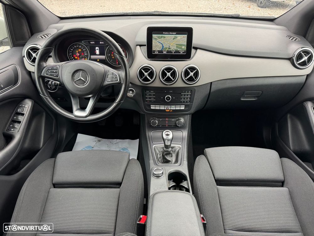 Mercedes-Benz B 180 d Edition - 7