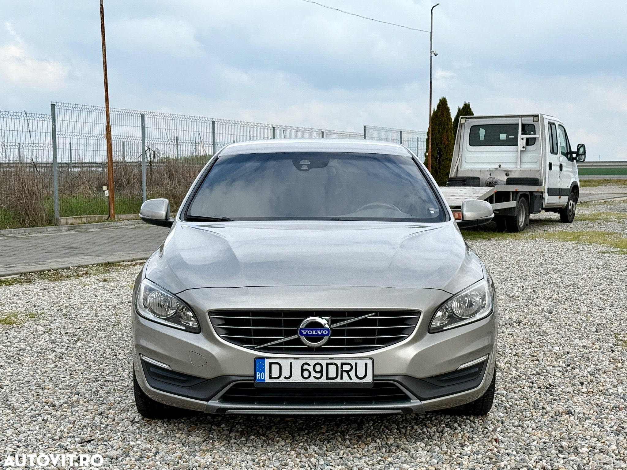 Volvo S60 - 2