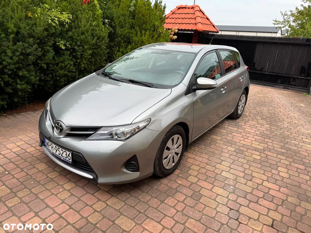 Toyota Auris 1.33 VVT-i Active - 2
