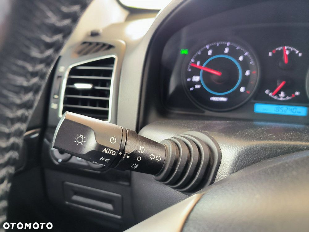 Chevrolet Captiva - 29