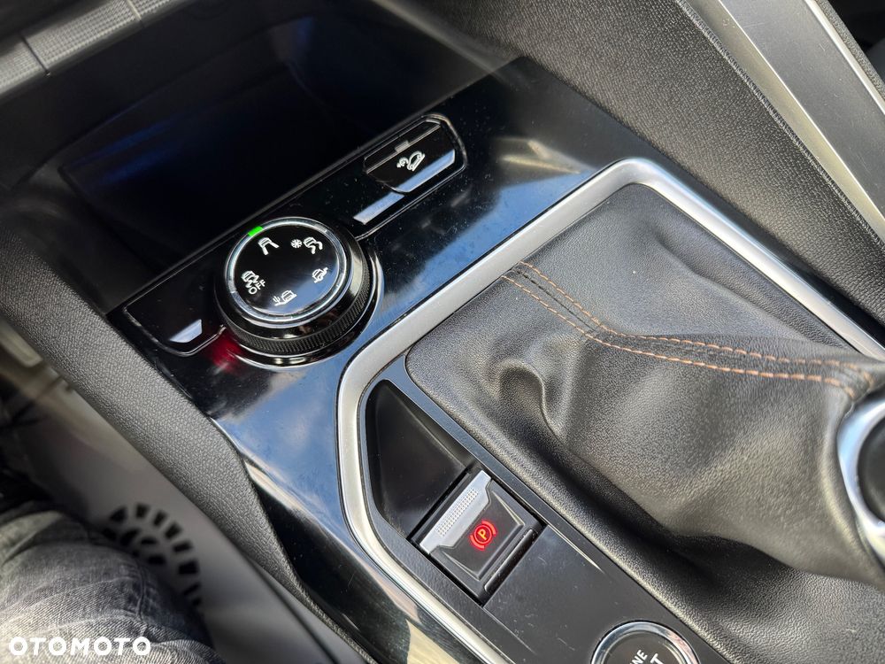 Peugeot 5008 1.5 BlueHDi GT S&S - 27