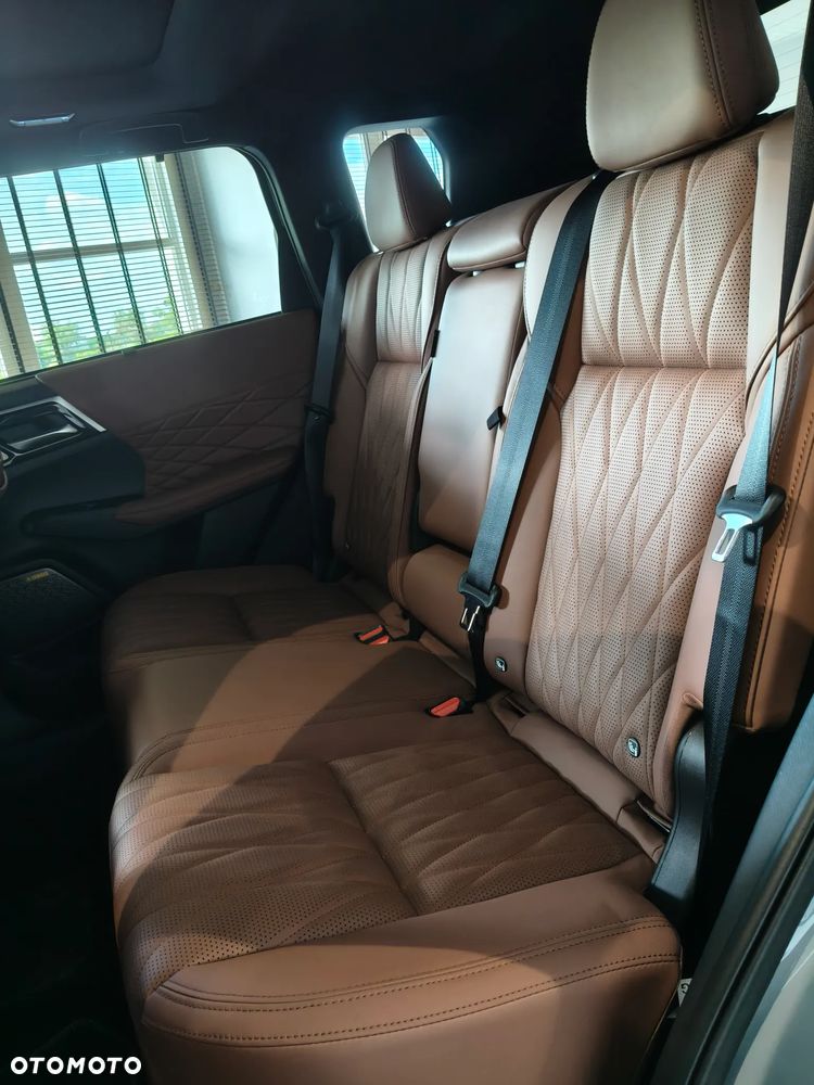Mitsubishi Outlander Instyle Plus - 14