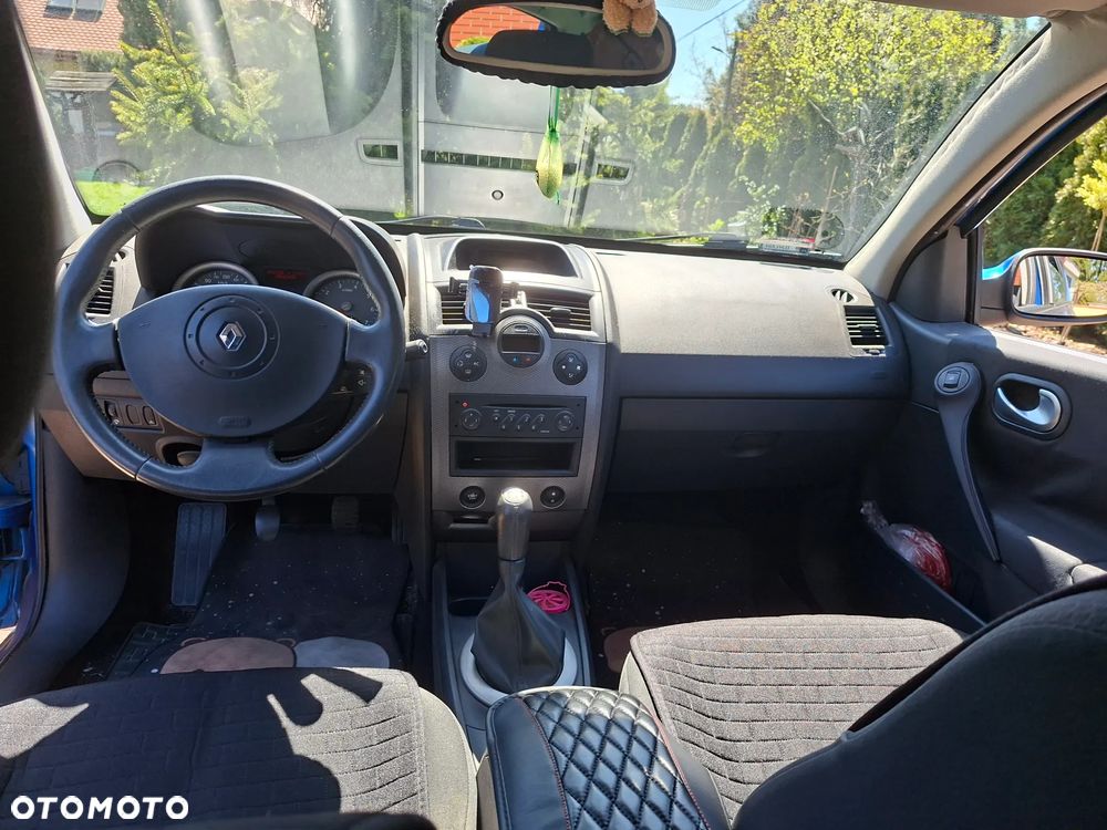 Renault Megane 1.6 Confort Expression - 10