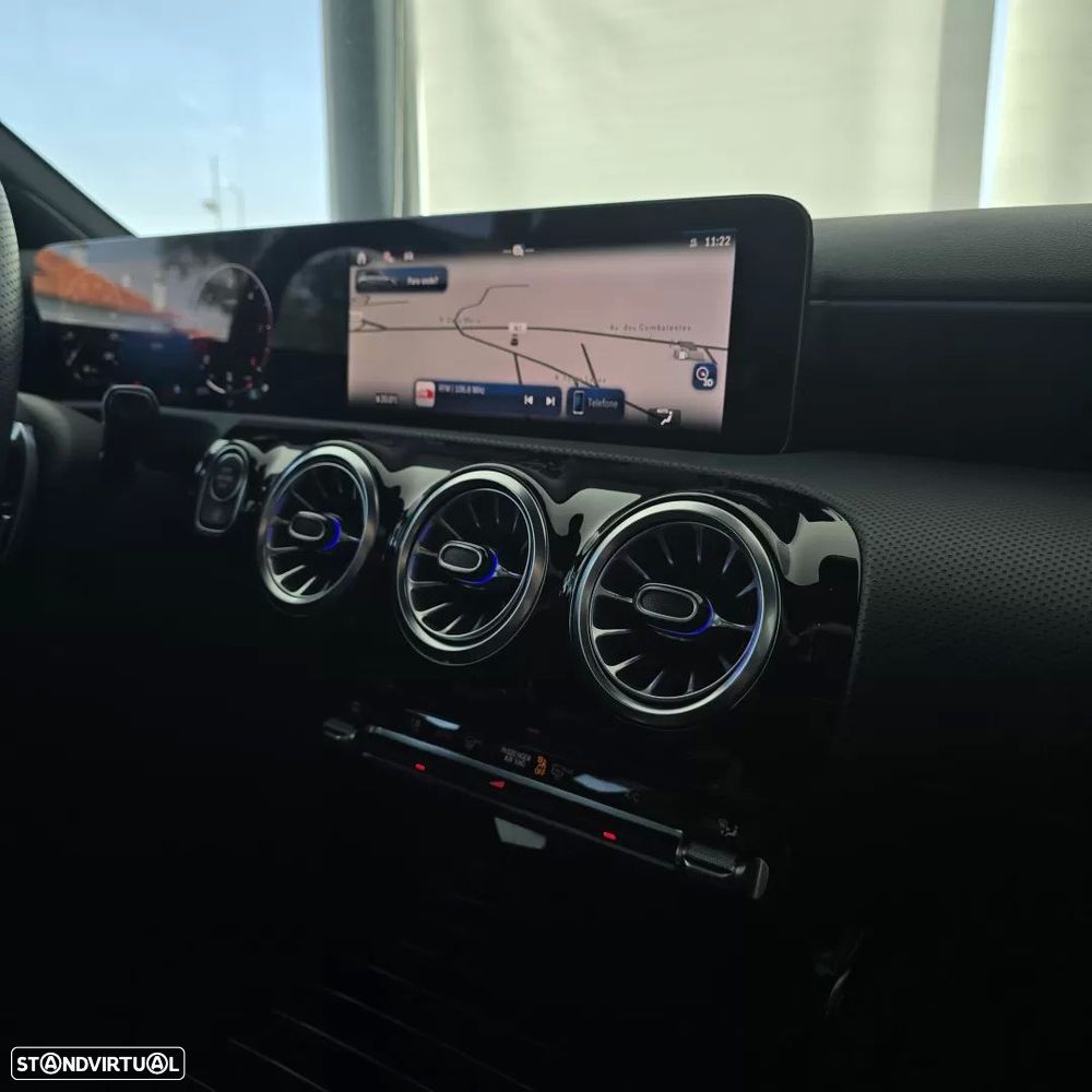 Mercedes-Benz A 180 - 40