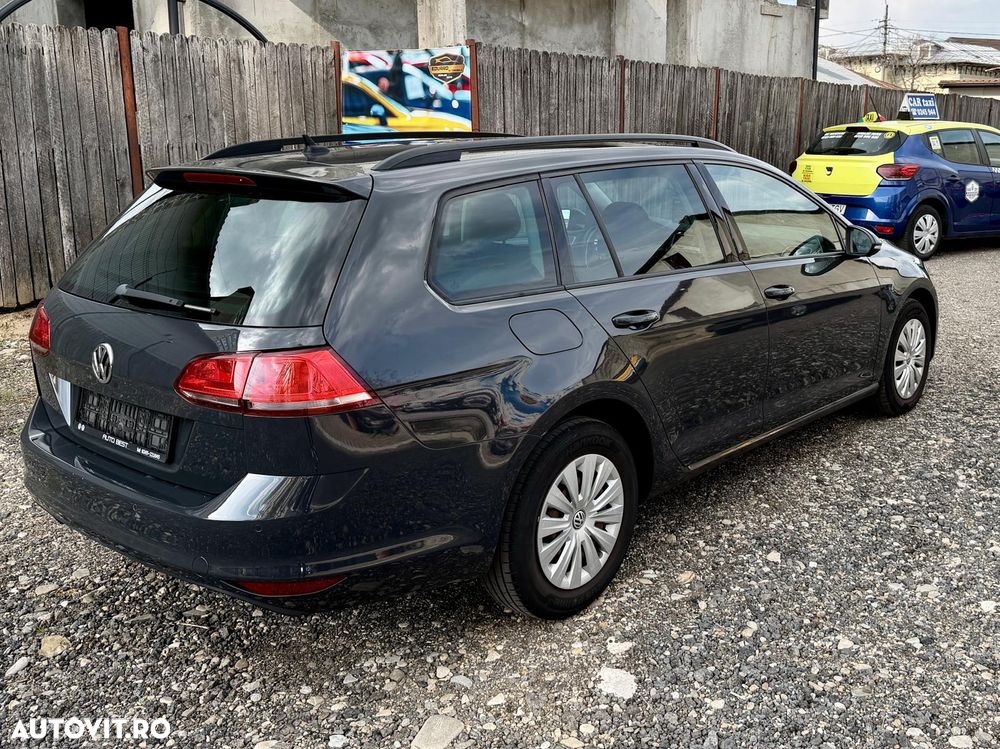 Volkswagen Golf 1.6 TDI BlueMotion Technology Comfortline - 9