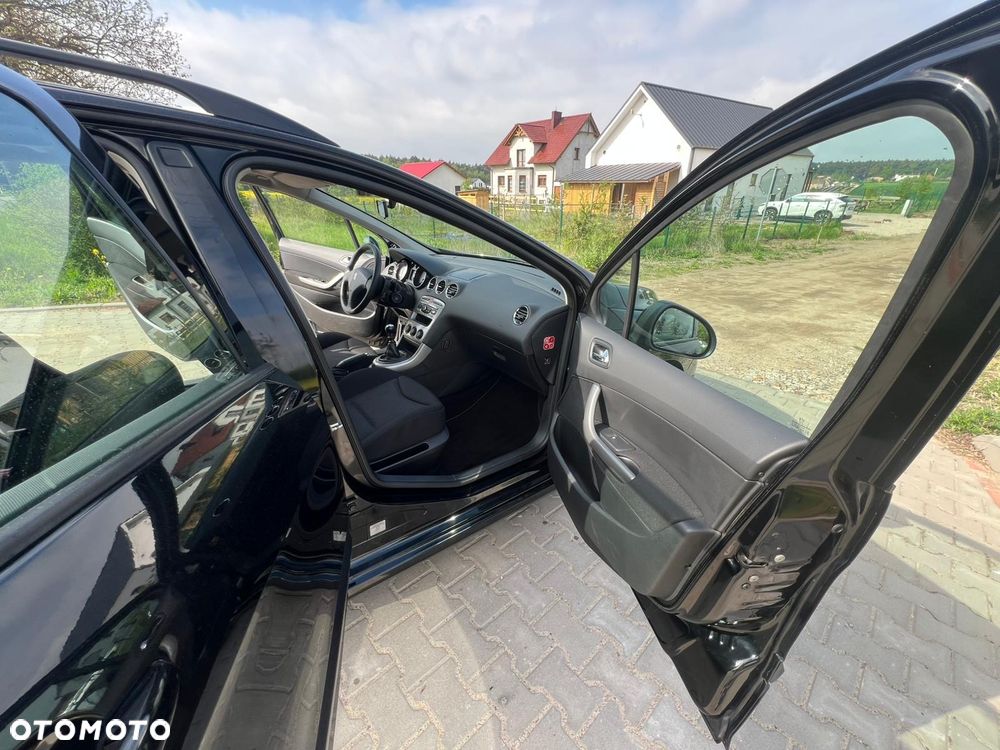 Peugeot 308 1.6 HDi Premium Plus - 18