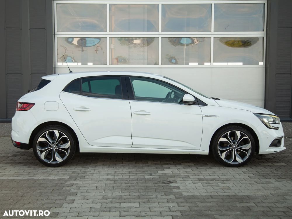 Renault Megane ENERGY dCi 110 EDC BOSE EDITION - 8