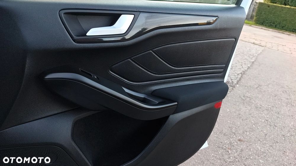 Ford Focus 1.0 EcoBoost STart-Stopp-System ST-LINE X - 37