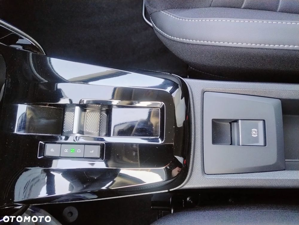 Citroën C3 1.2 mHEV Max - 16