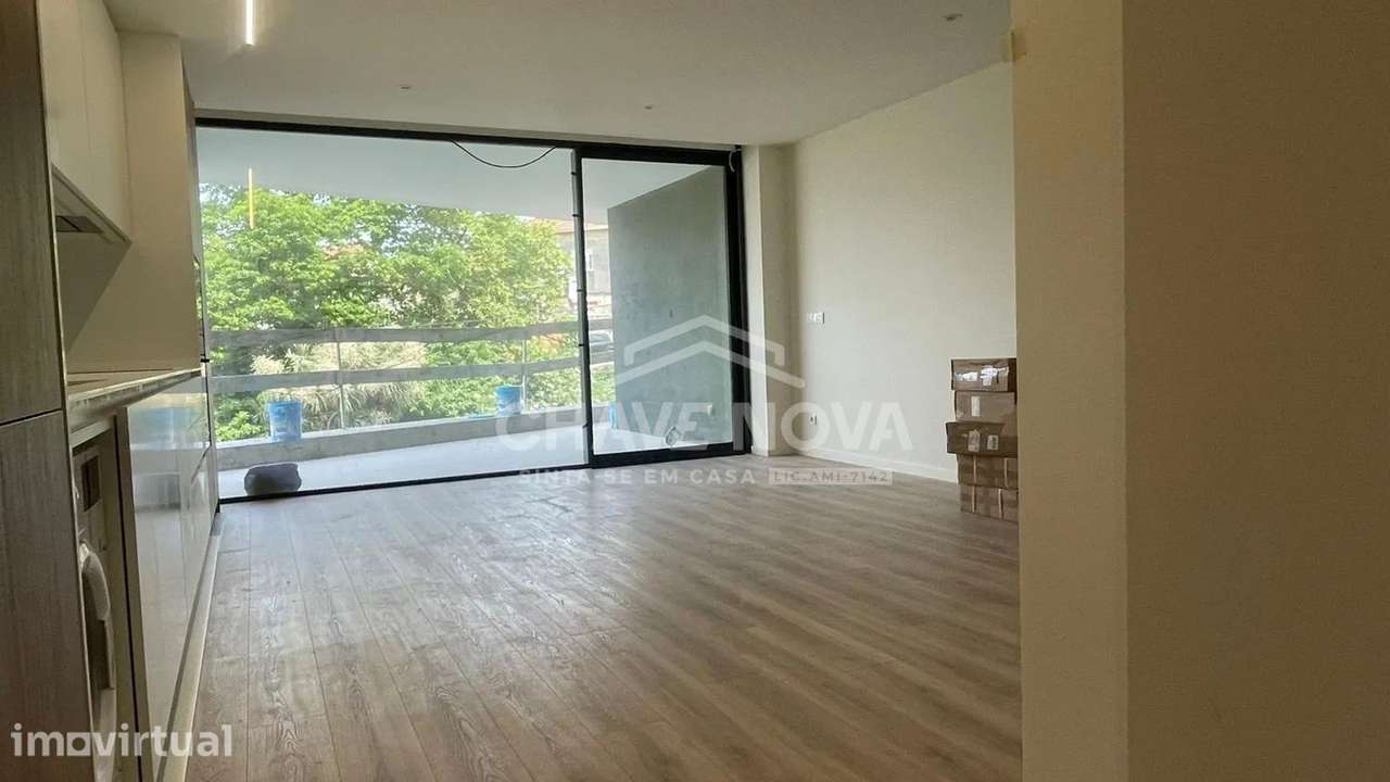 Apartamento T3 NOVO c/ Terraço e 3 Suítes | Santa Marinha - Grande imagem: 4/18
