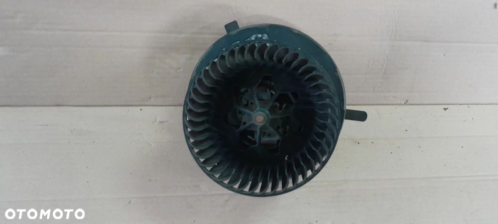 TIGUAN 5N GOLF VI DMUCHAWA REZYSTOR EUROPA - 3