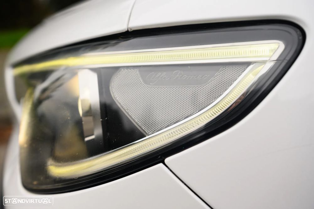 Alfa Romeo Stelvio 2.2 D Super AT8 Q4 - 52